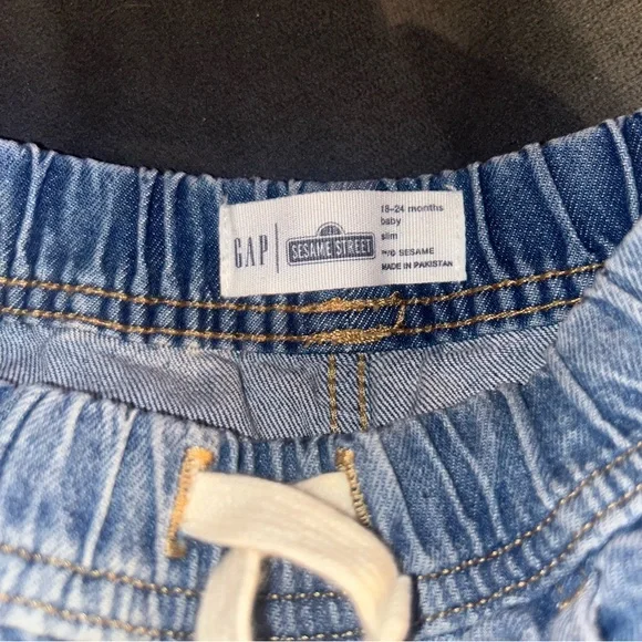 Like new Baby Sesame Street jeans - Picture 2 of 5